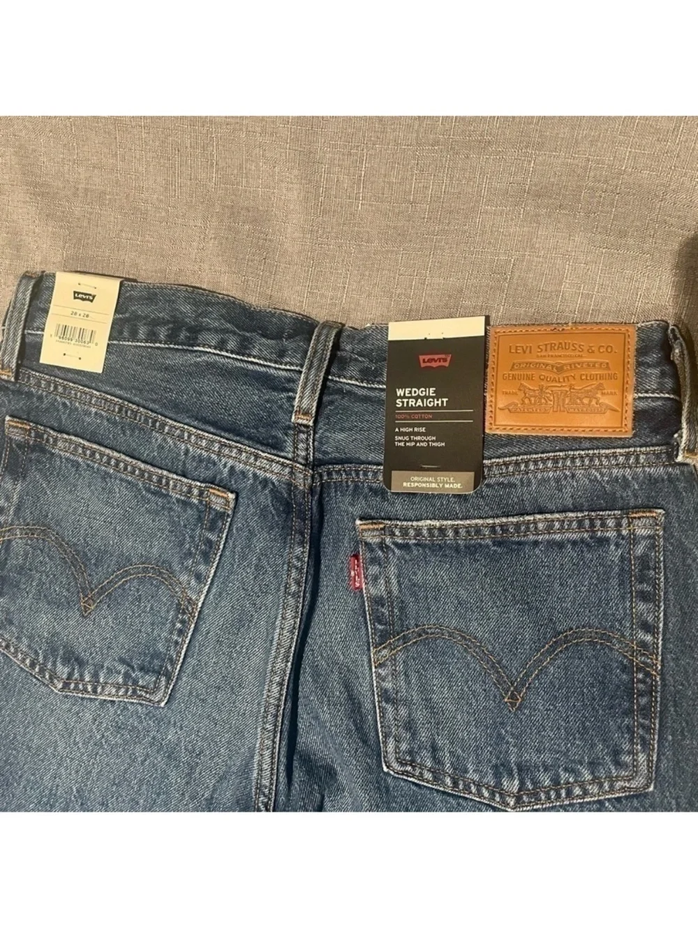 New LEVI’S High Rise Distressed Wedge Straight Leg Denim Jeans